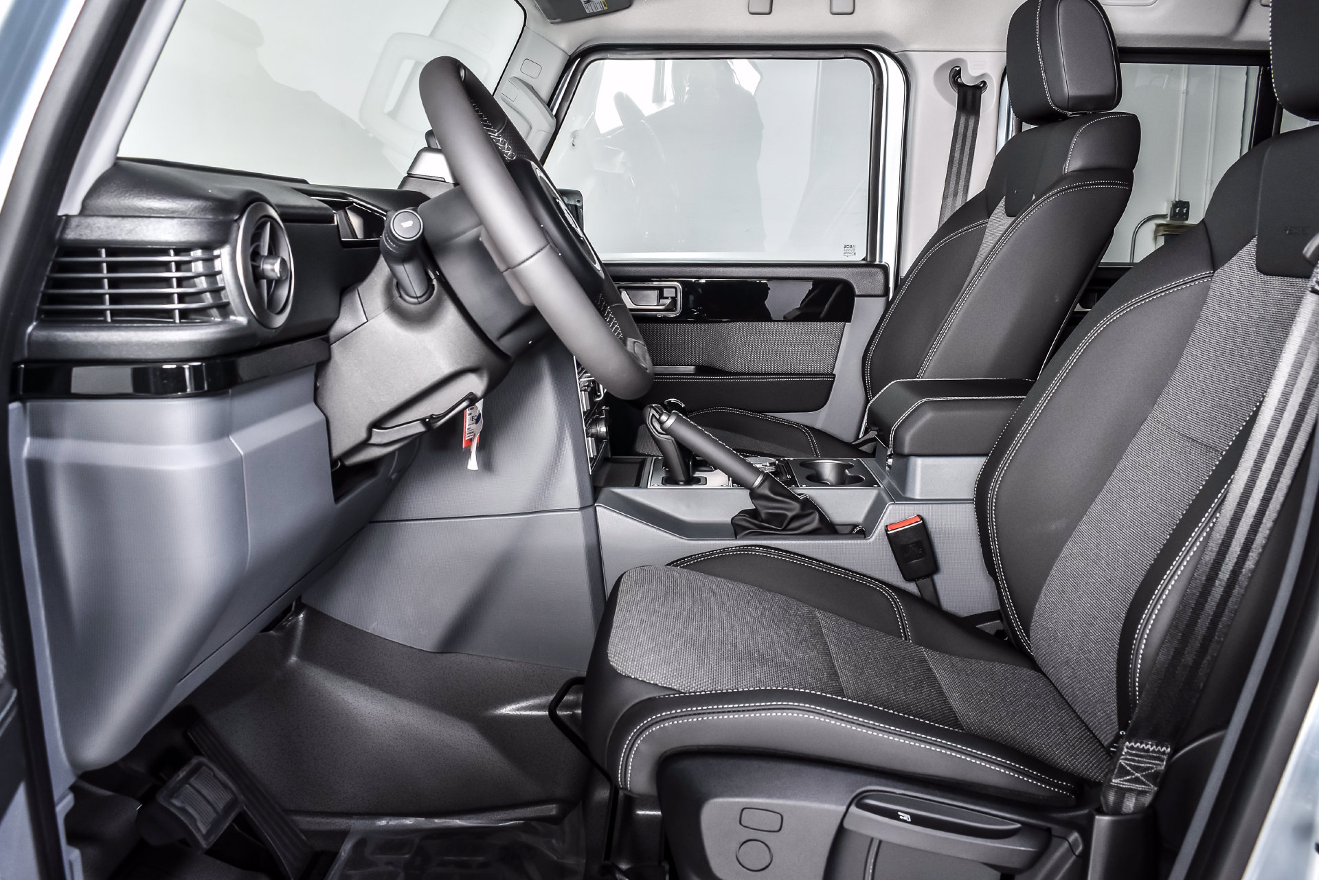 New 2026 INEOS Grenadier Station Wagon AWD/4WD image 12