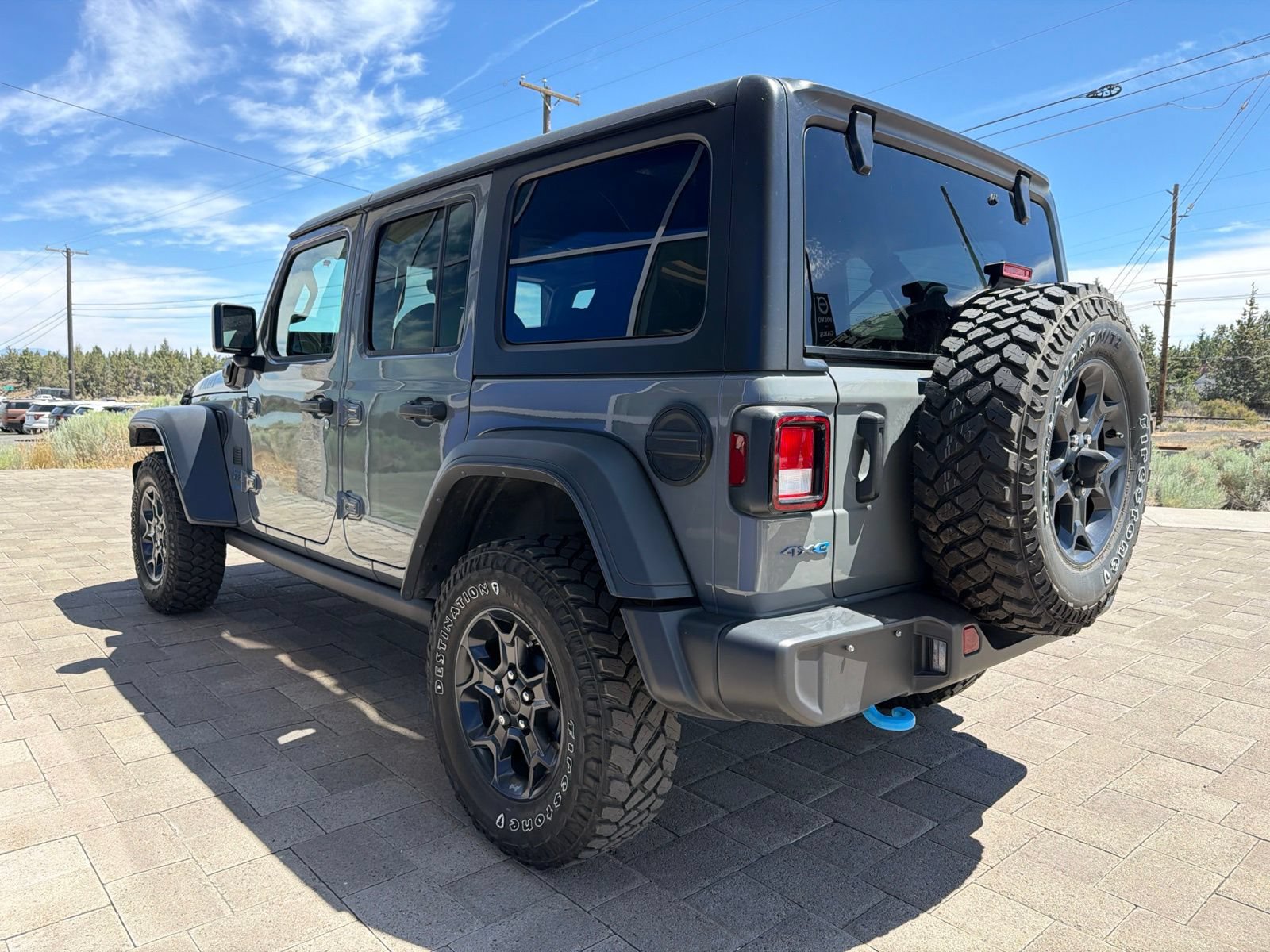Used 2023 Jeep Wrangler Unlimited w/ 8.4" Radio Group AWD/4WD image 5