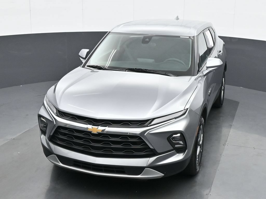 Used 2025 Chevrolet Blazer LT FWD image 16