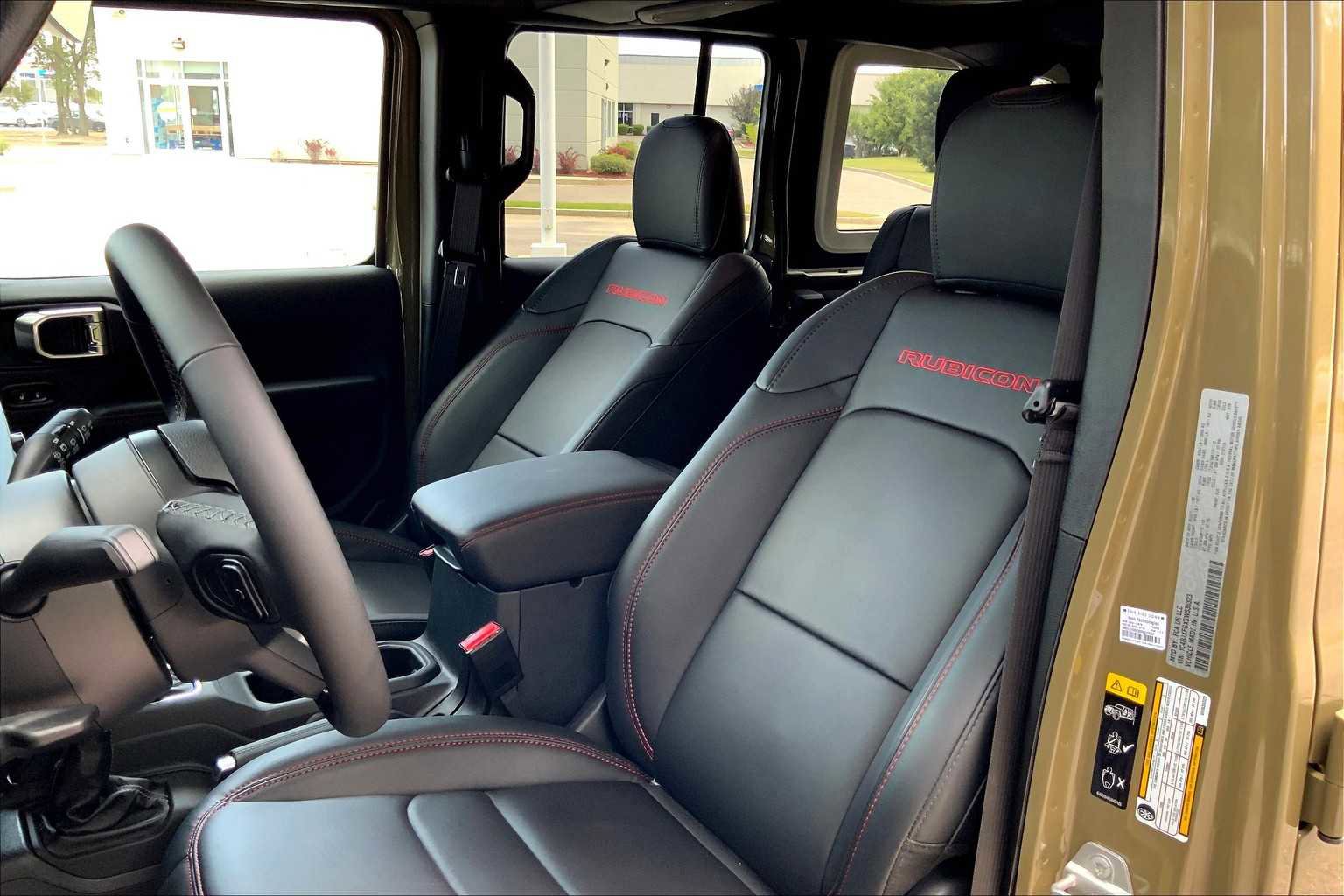 Used 2025 Jeep Wrangler Unlimited Rubicon image 7