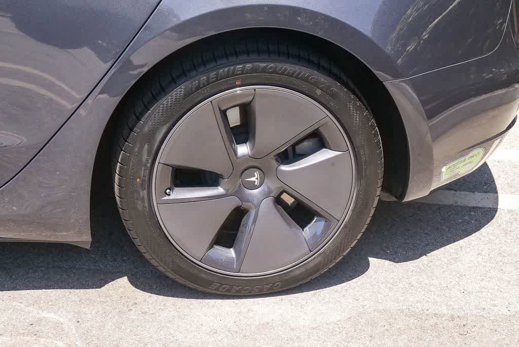 Used 2023 Tesla Model 3 Standard Range RWD image 7