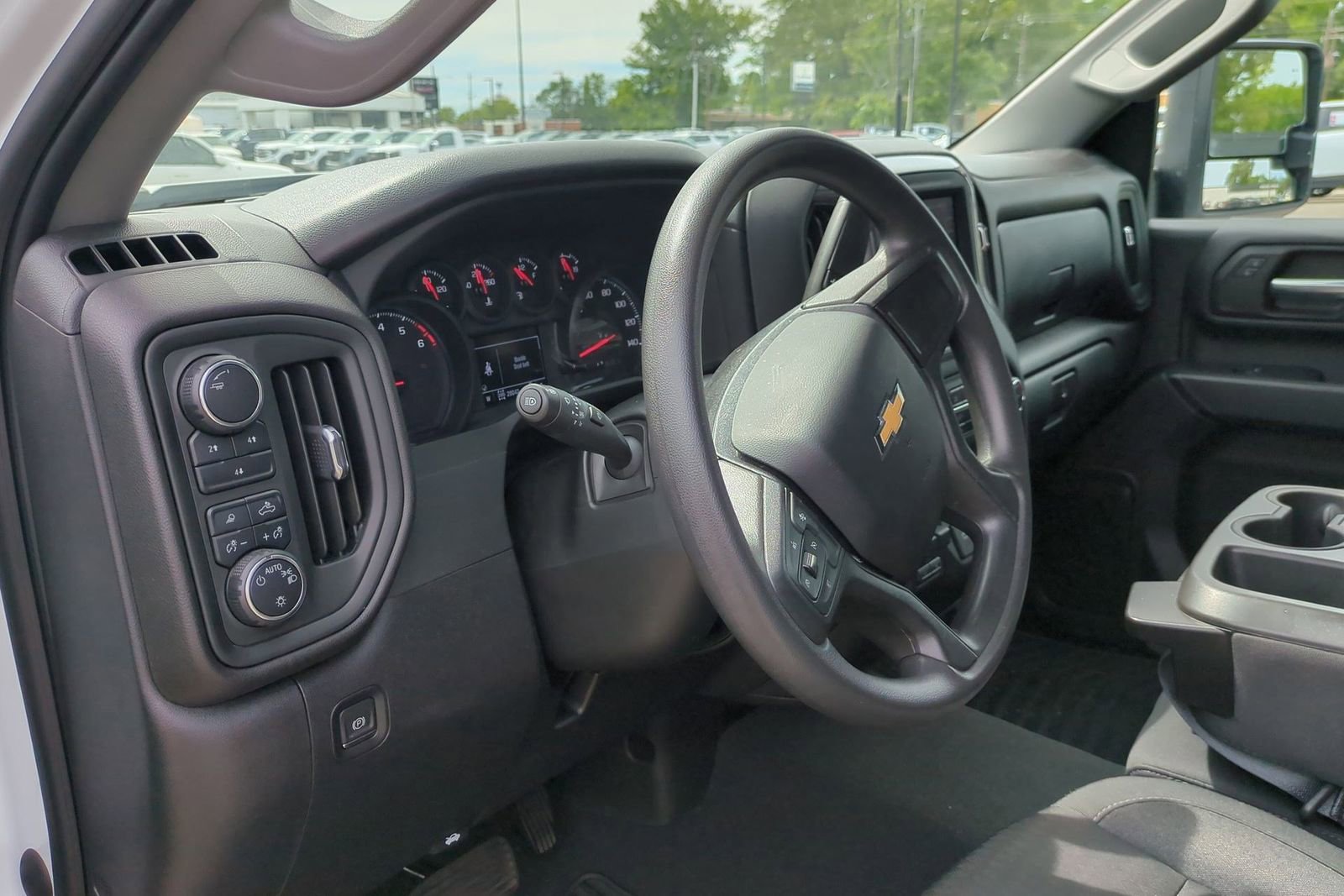 Certified 2024 Chevrolet Silverado 2500 Custom w/ Custom Convenience Package AWD/4WD image 10