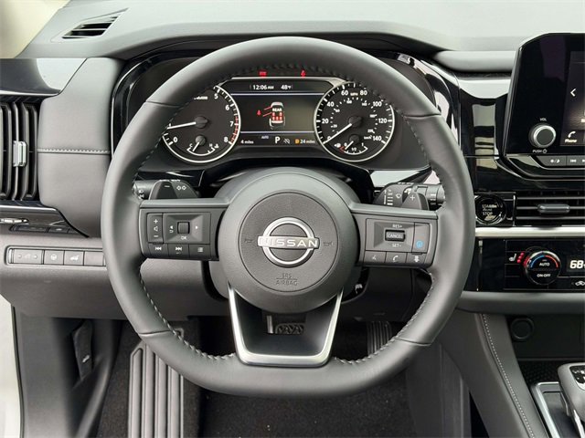 New 2025 Nissan Pathfinder SV w/ SV Premium Package image 19