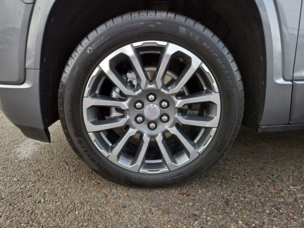 Used 2022 GMC Acadia Denali image 10