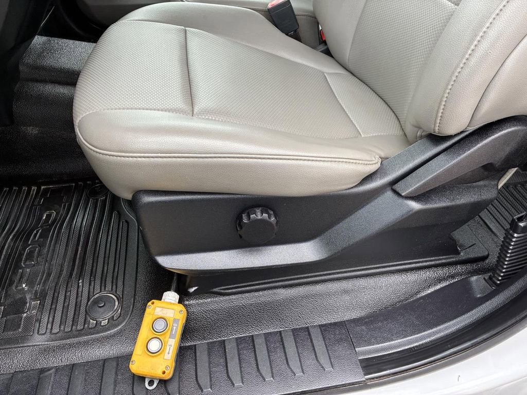 Used 2020 Ford F450 XL w/ Power Equipment Group image 22