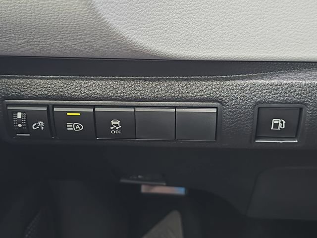 Used 2026 Toyota Corolla SE image 25