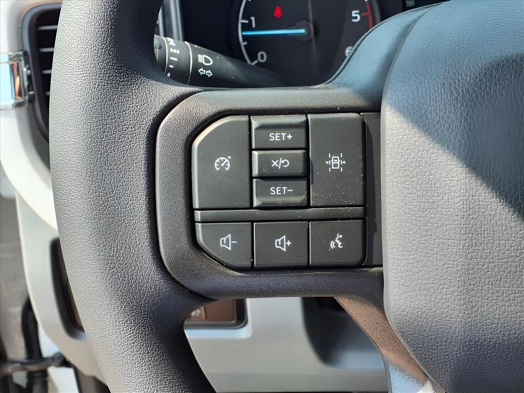 New 2025 Ford F350 XL w/ XL Chrome Package image 12