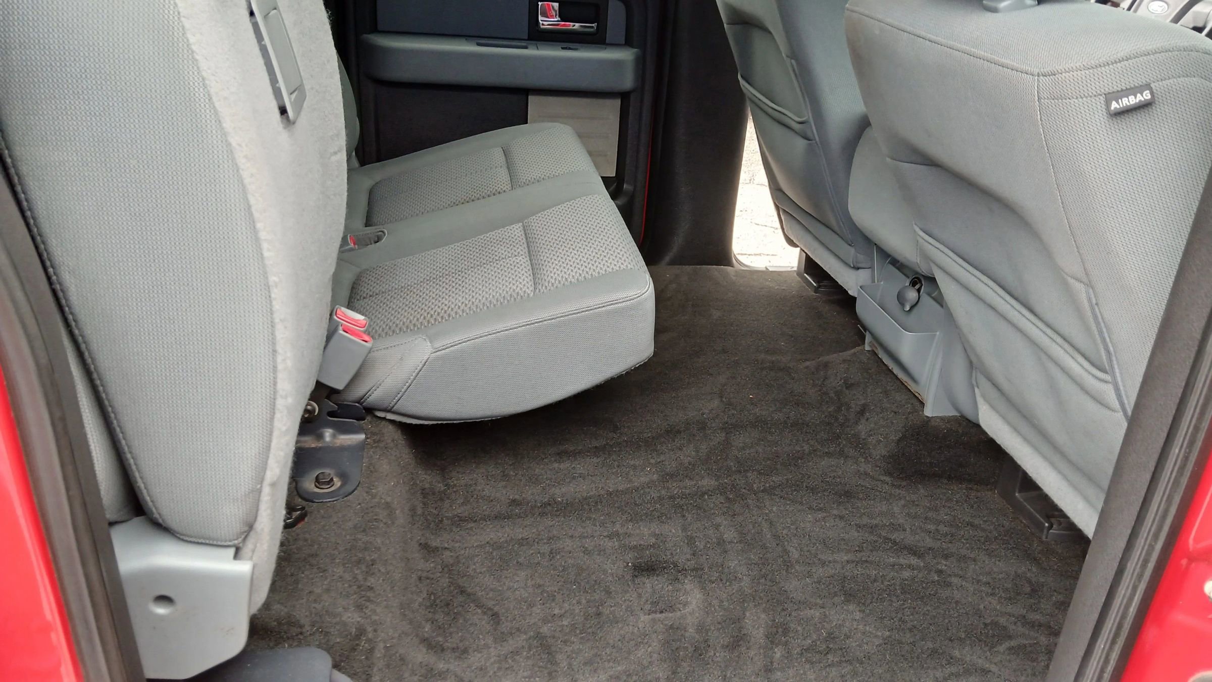 Used 2013 Ford F150 XLT w/ XTR Pkg image 18