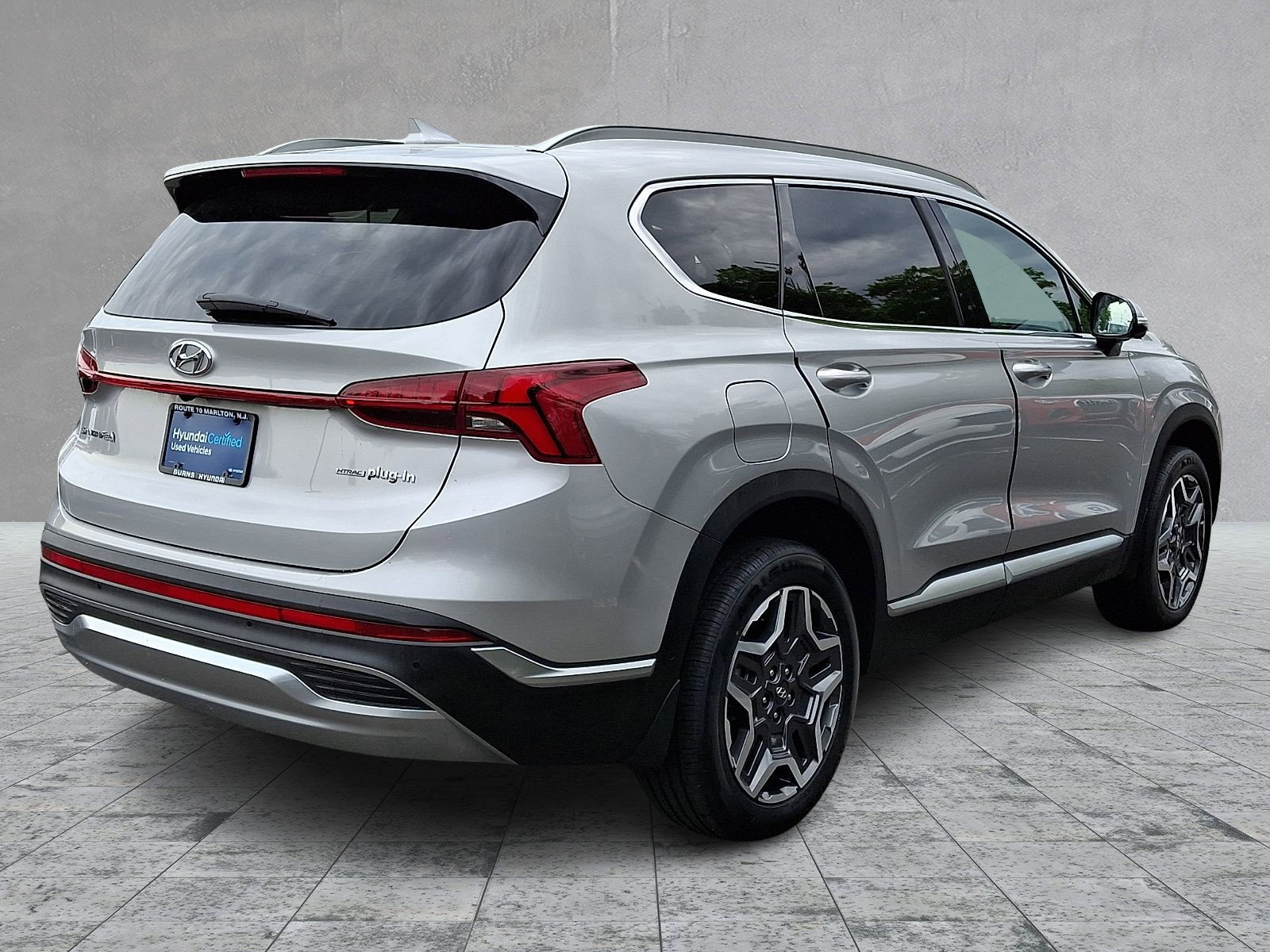 Certified 2022 Hyundai Santa Fe Limited AWD/4WD image 4