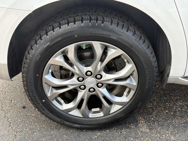 Used 2019 Buick Enclave Avenir w/ Avenir Technology Package FWD image 5