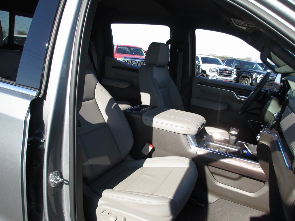 Used 2025 GMC Sierra 1500 SLT w/ SLT Premium Plus Package image 21