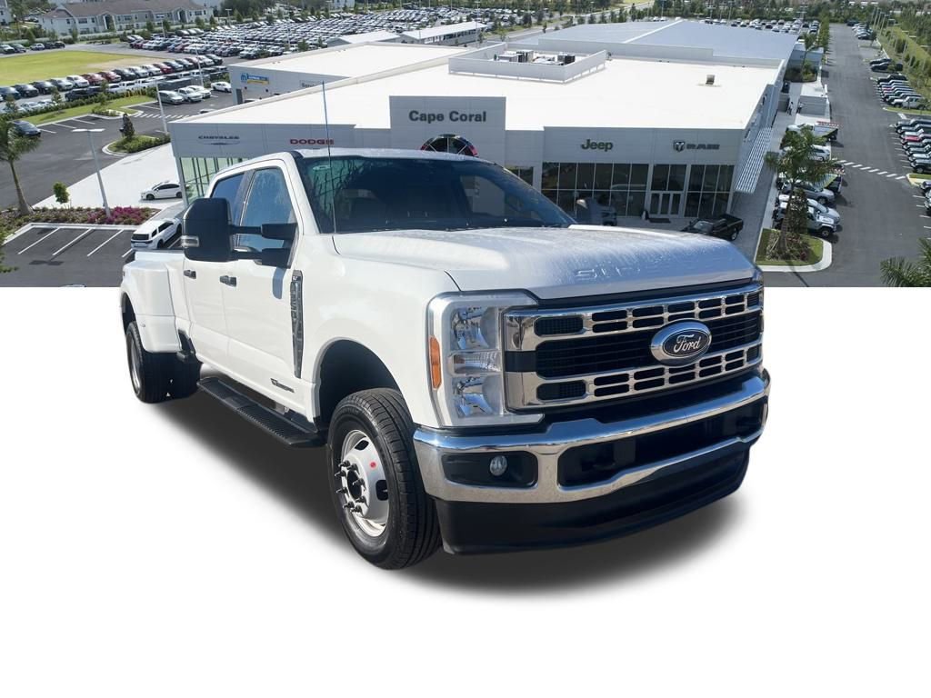 Used 2025 Ford F350 XLT image 8