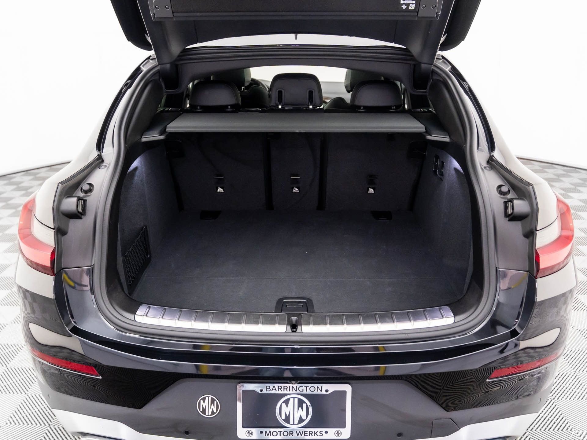 Certified 2025 BMW X4 xDrive30i image 31