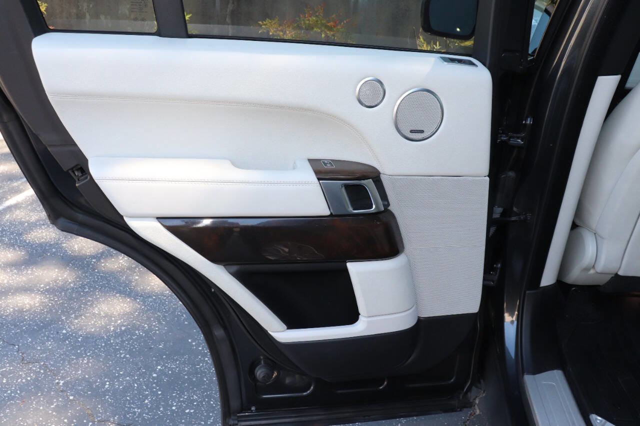 Used 2017 Land Rover Range Rover HSE AWD/4WD image 57