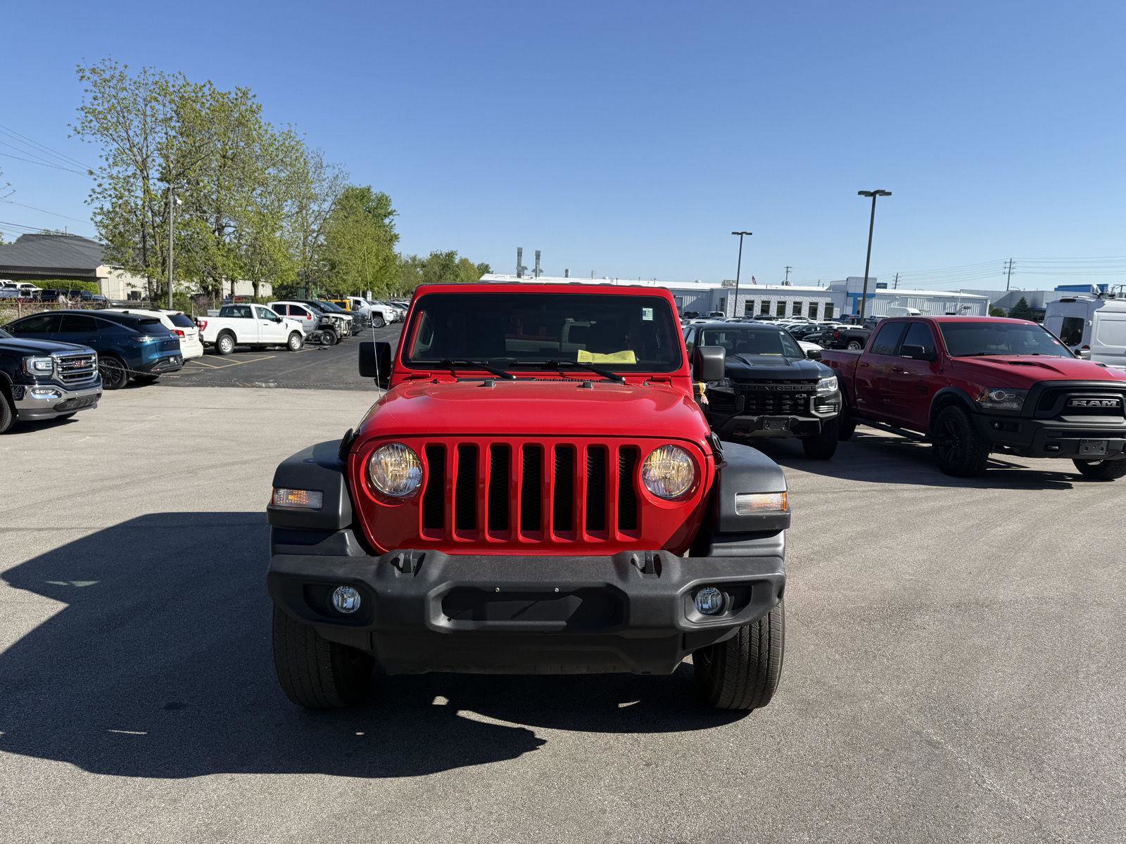 Used 2023 Jeep Wrangler Sport AWD/4WD image 8