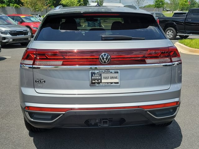 Used 2024 Volkswagen Atlas Cross Sport SE FWD image 17