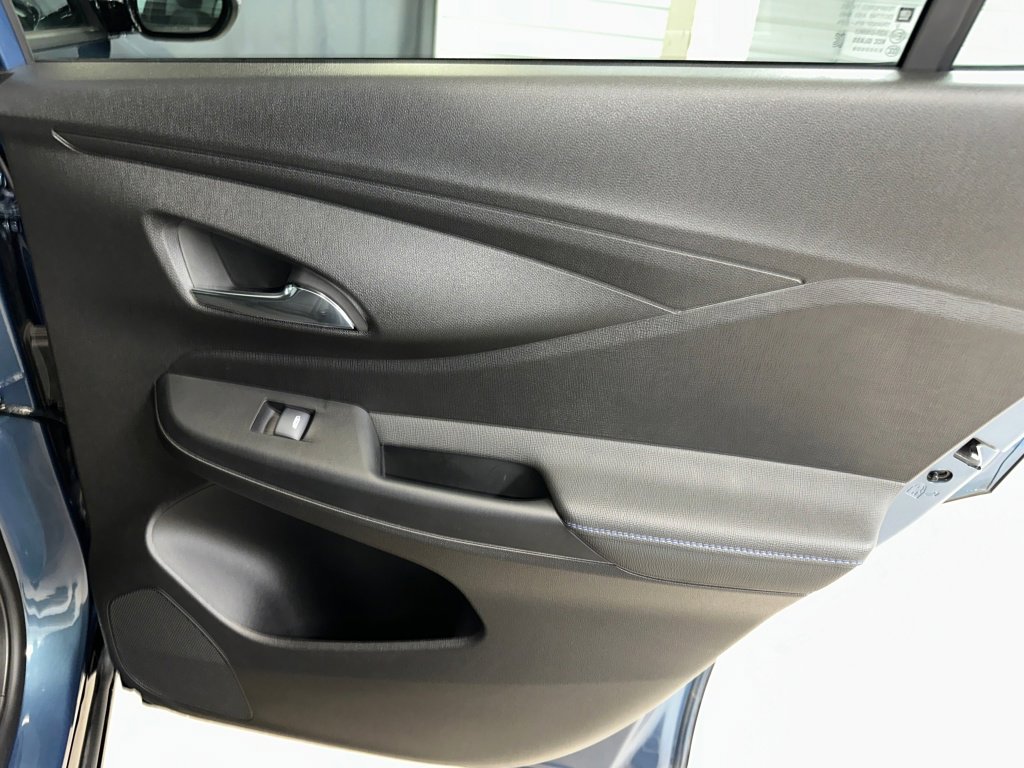 Used 2024 Buick Envista Sport Touring w/ Convenience I Package image 29