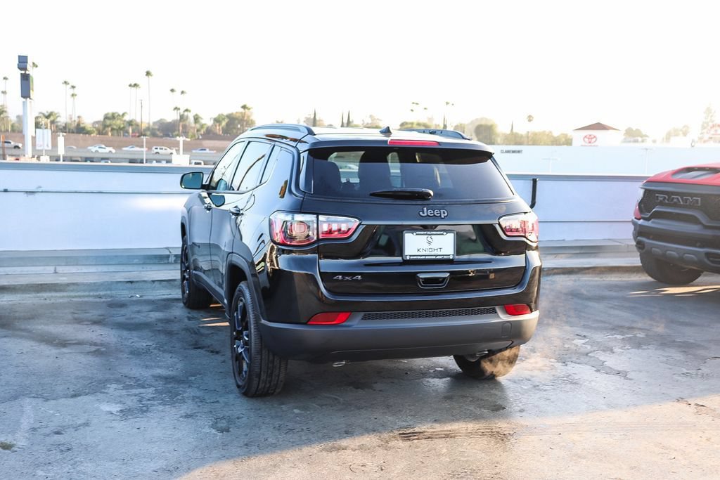 New 2026 Jeep Compass Latitude AWD/4WD image 7