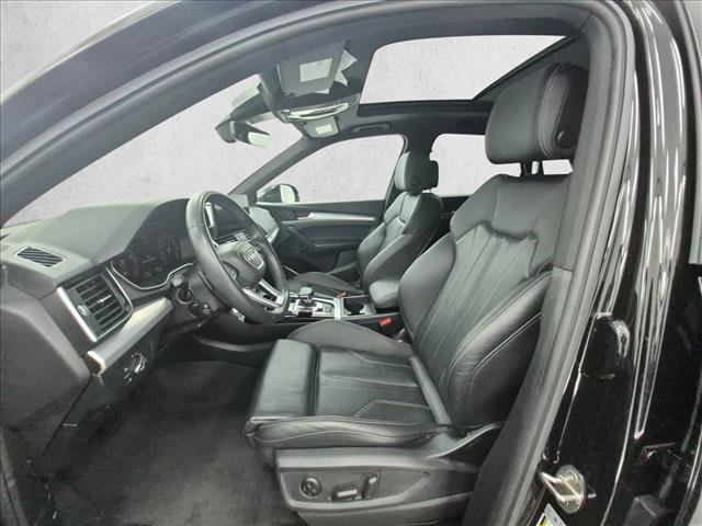 Used 2025 Audi Q5 2.0T Premium AWD/4WD image 17