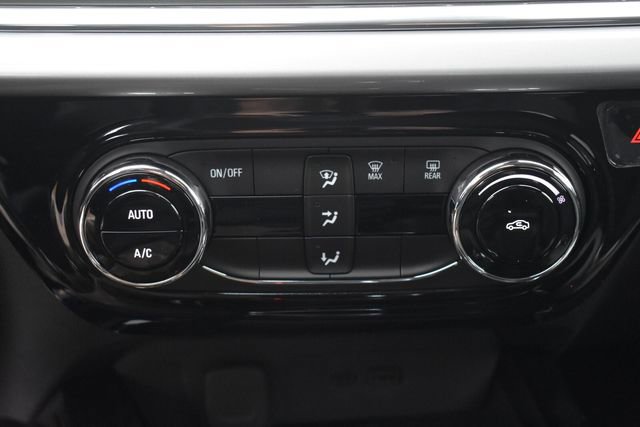 New 2026 Chevrolet Trax LT w/ LPO, Blackout Package image 28