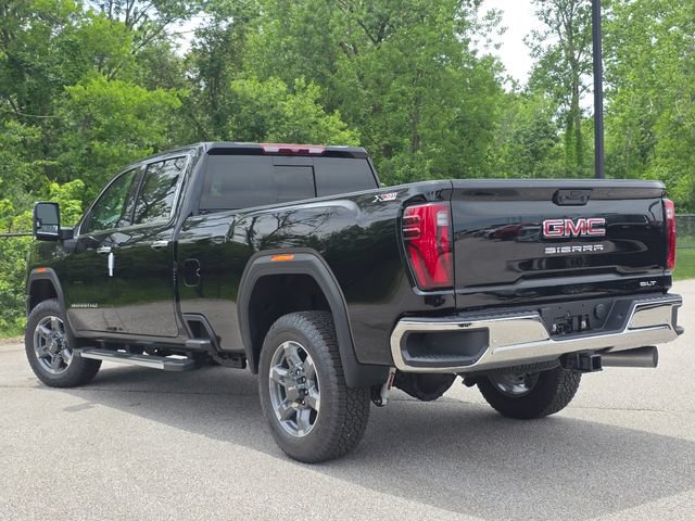 New 2026 GMC Sierra 3500 SLT w/ SLT Premium Package AWD/4WD image 14
