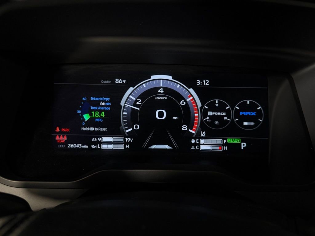 Used 2024 Toyota Tundra Limited AWD/4WD image 15
