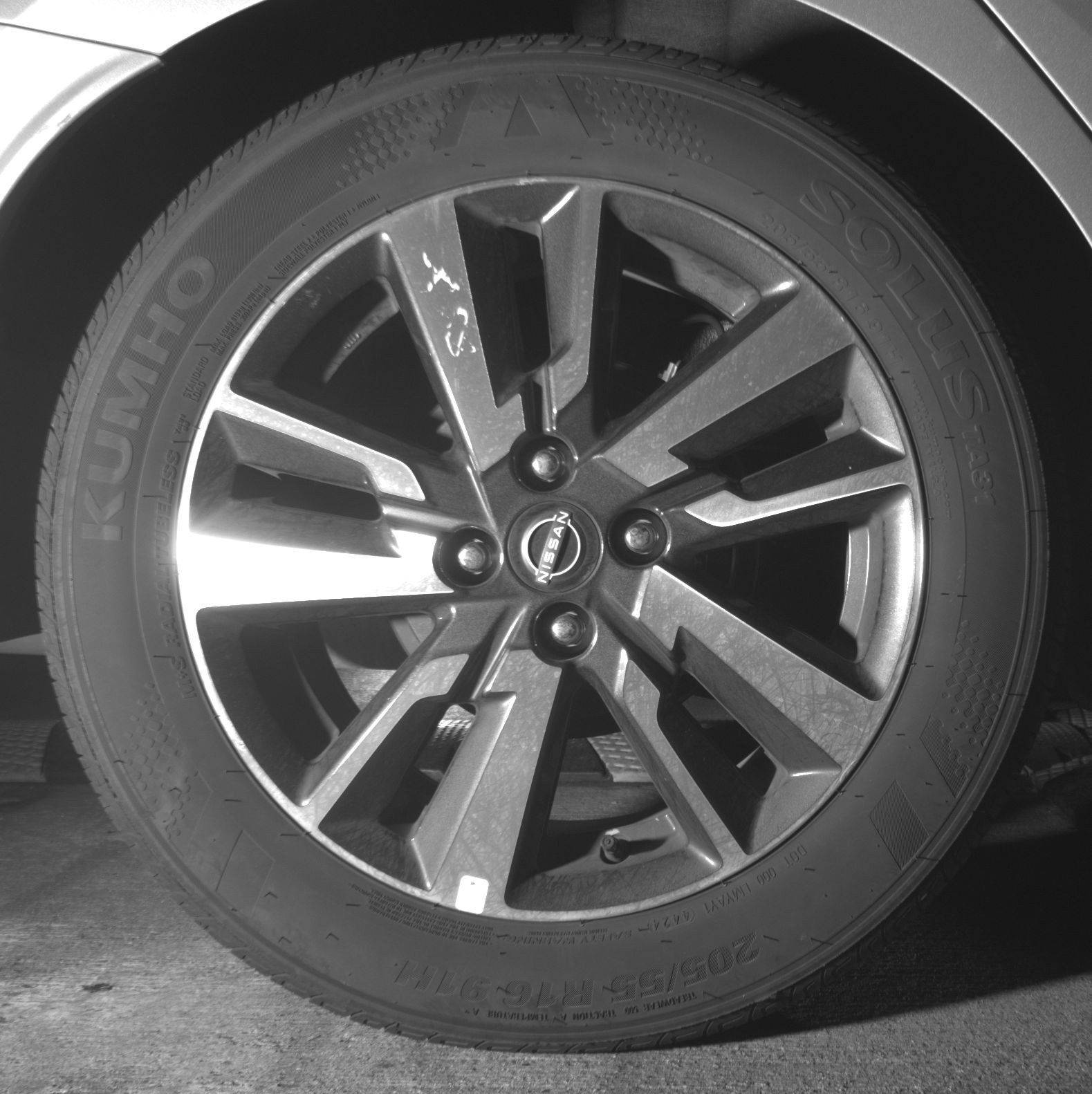 Used 2025 Nissan Versa SV image 15