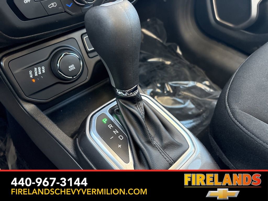 Used 2022 Jeep Renegade Latitude w/ Convenience Group image 4