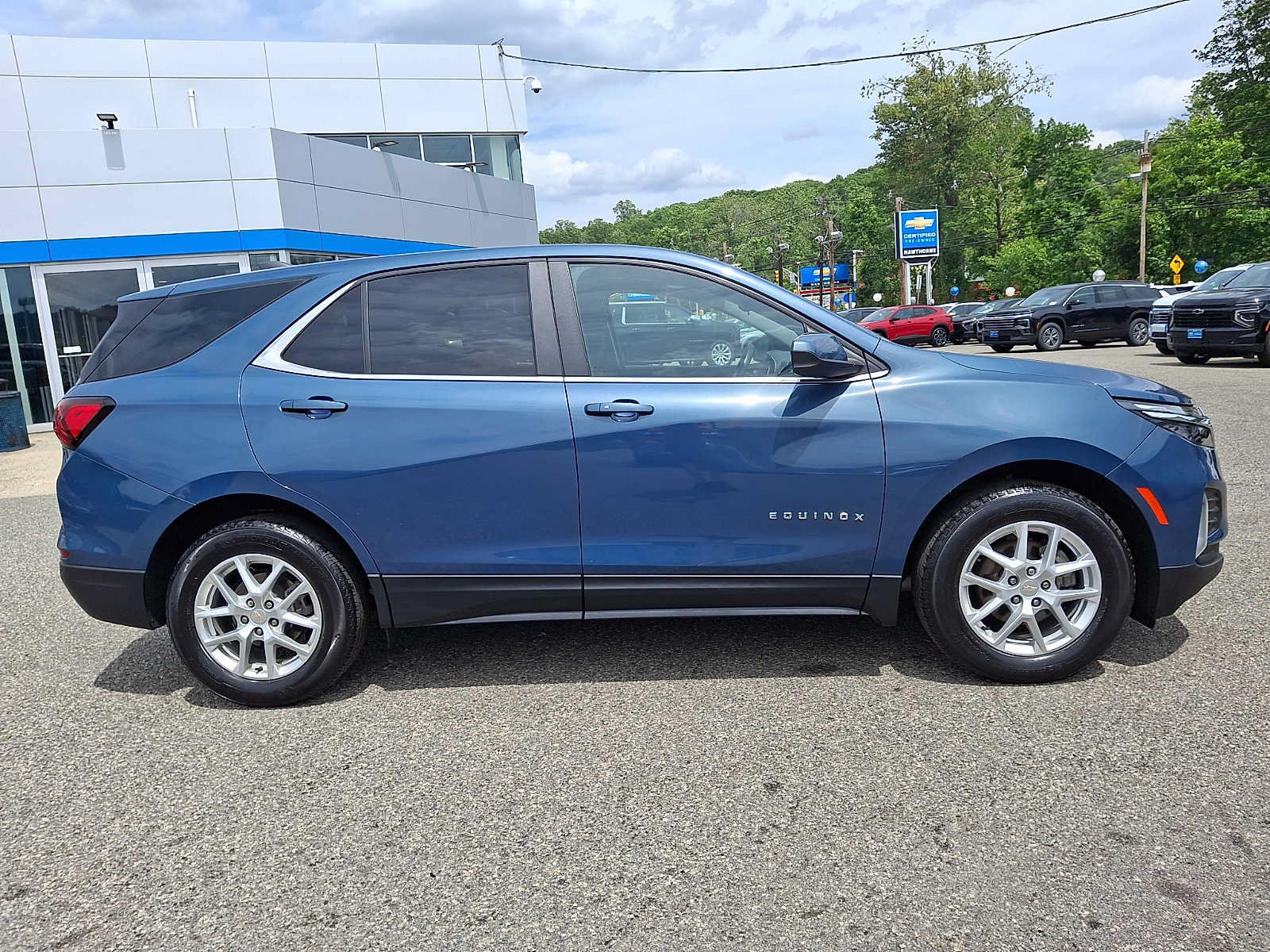 Certified 2024 Chevrolet Equinox LT w/ LPO, Floor Liner Package FWD image 8