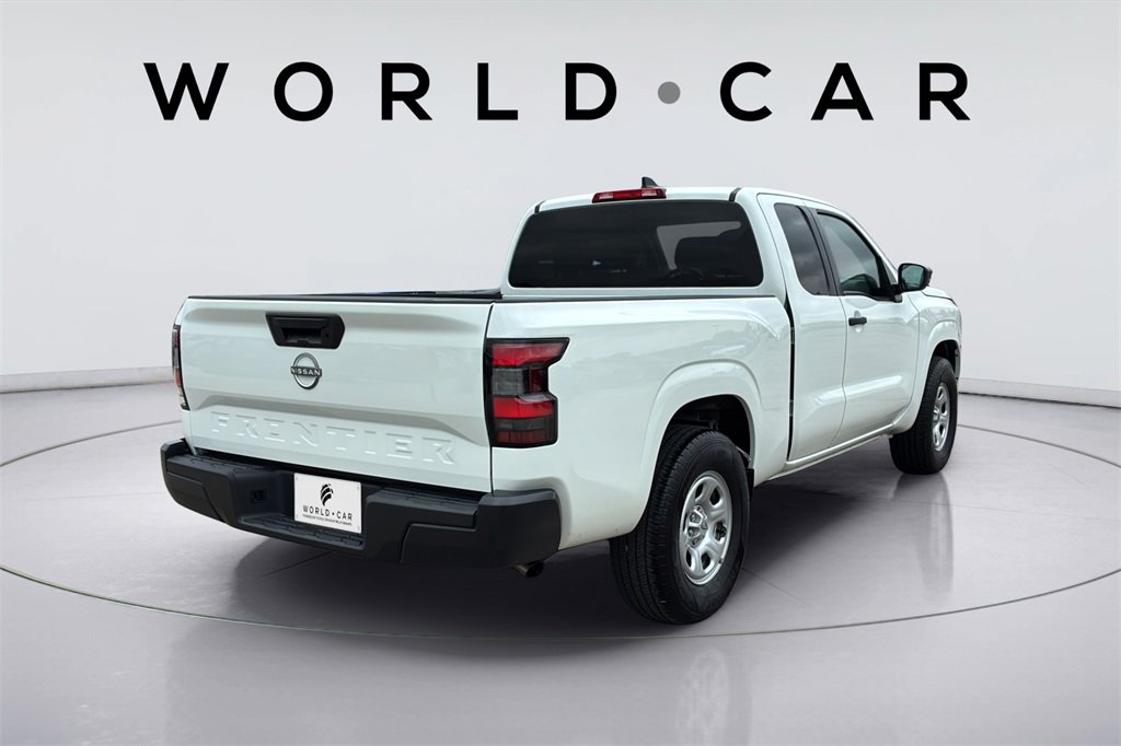 Used 2024 Nissan Frontier S w/ S Utility Package image 17