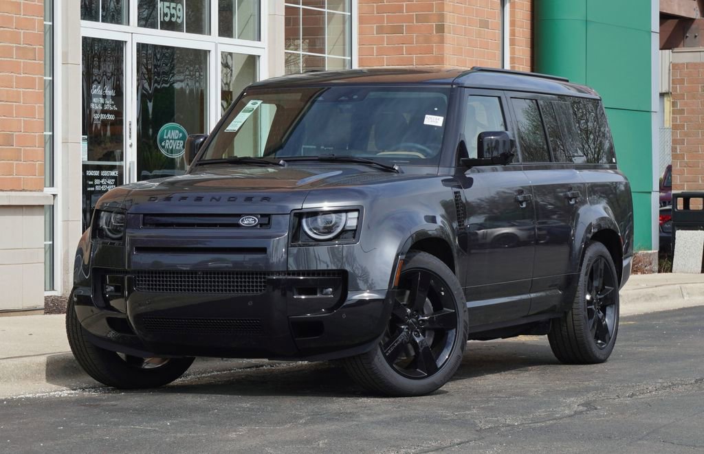 New 2026 Land Rover Defender 130 X-Dynamic SE image 1