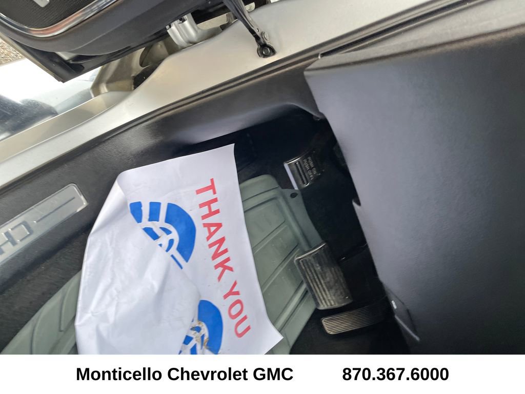 Used 2018 Chevrolet Suburban LT w/ LT Signature Package image 25