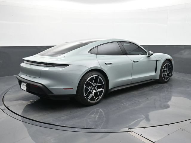 Certified 2025 Porsche Taycan AWD/4WD image 22