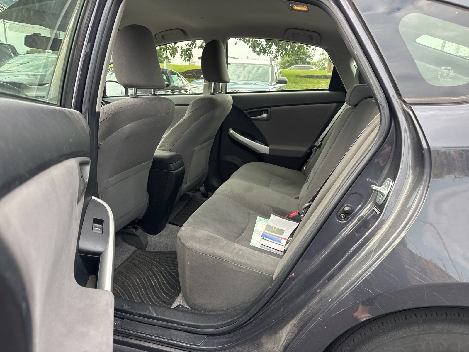 Used 2012 Toyota Prius Two FWD image 6