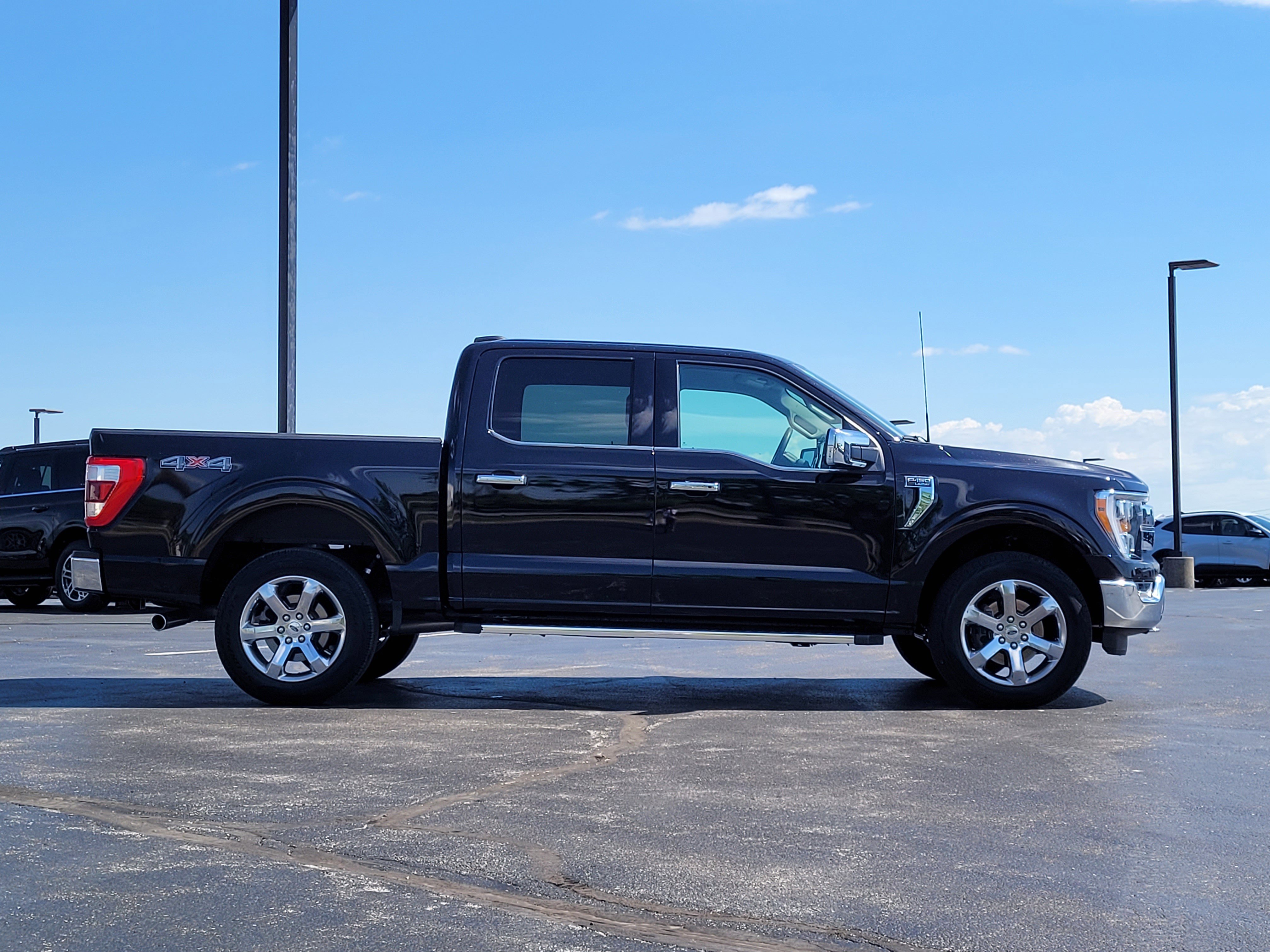 Used 2023 Ford F150 Lariat w/ Max Trailer Tow Package AWD/4WD image 2