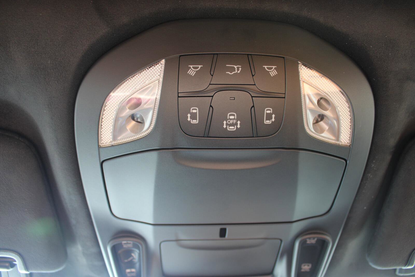 New 2026 Chrysler Pacifica Pinnacle image 18