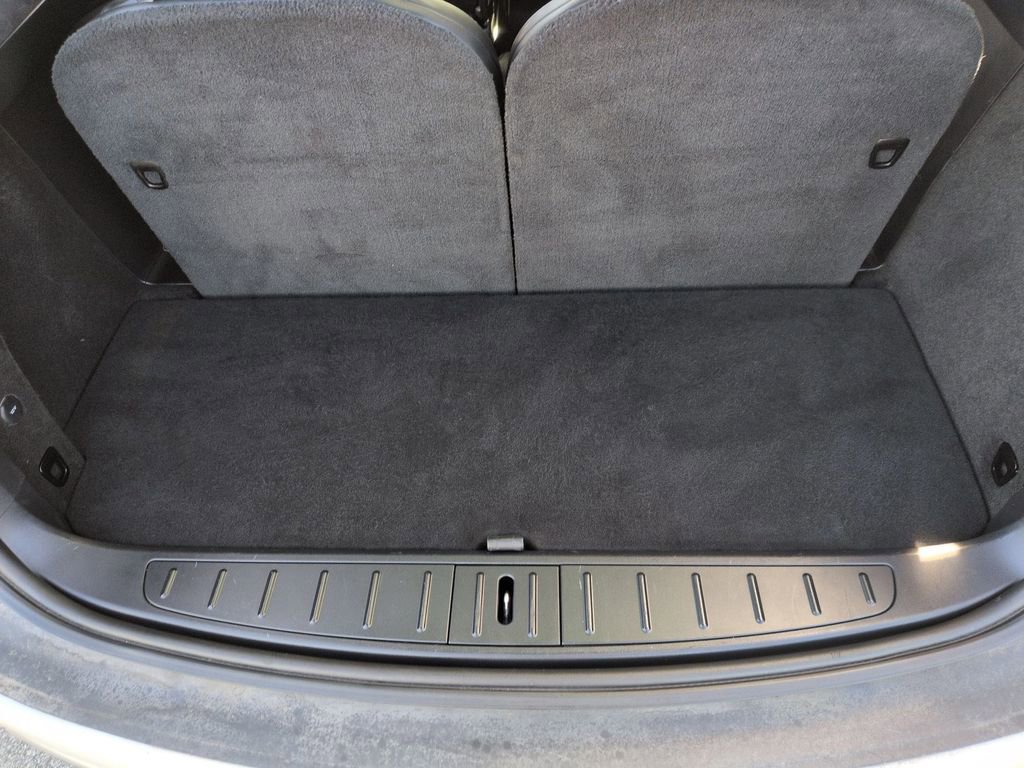 Used 2020 Tesla Model X Long Range image 19