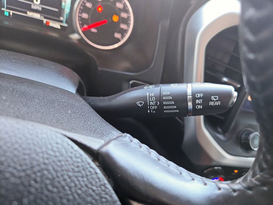 Used 2017 GMC Acadia SLT w/ LPO, Floor Liner Package image 16