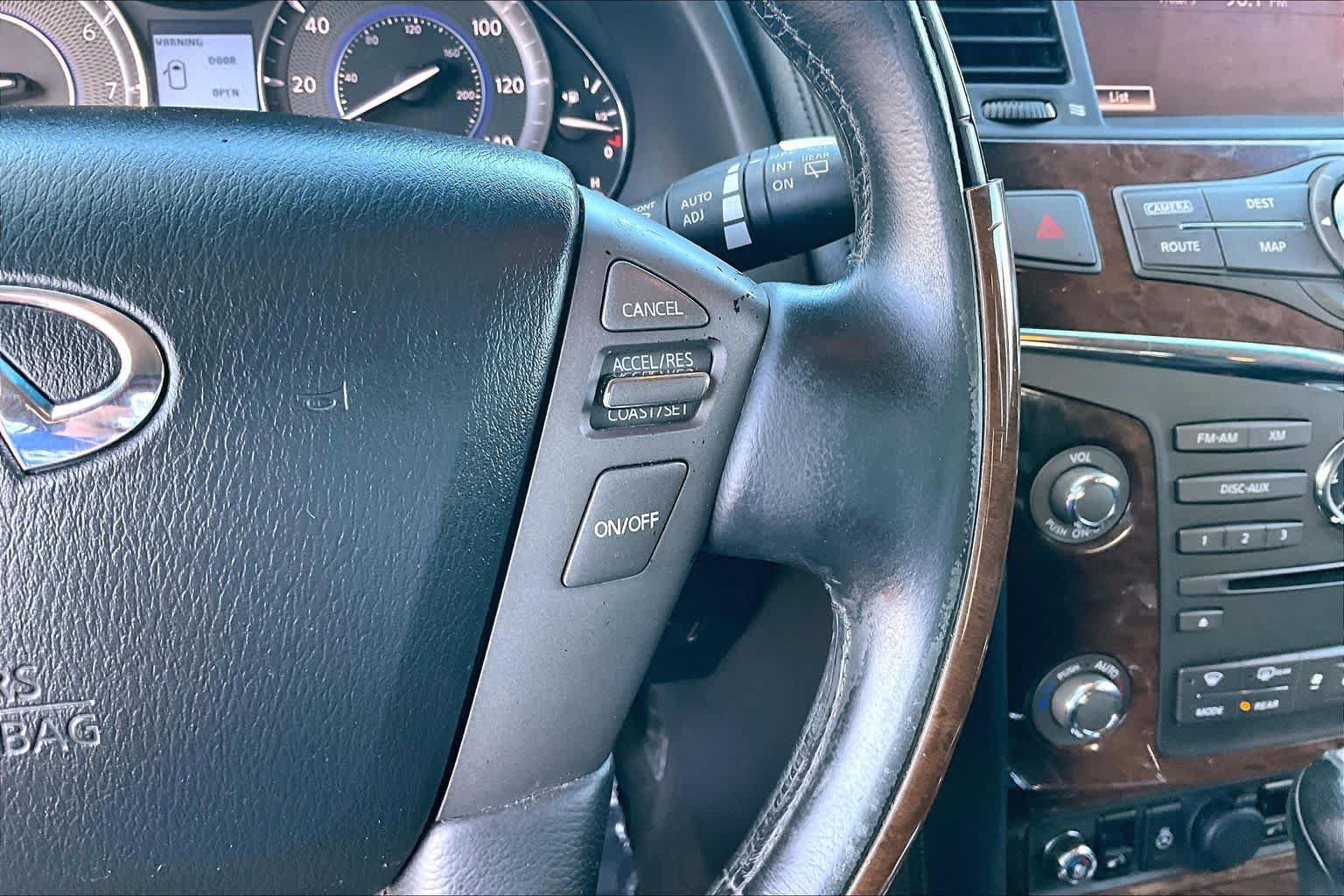 Used 2012 INFINITI QX56 4WD w/ Deluxe Touring Pkg image 24