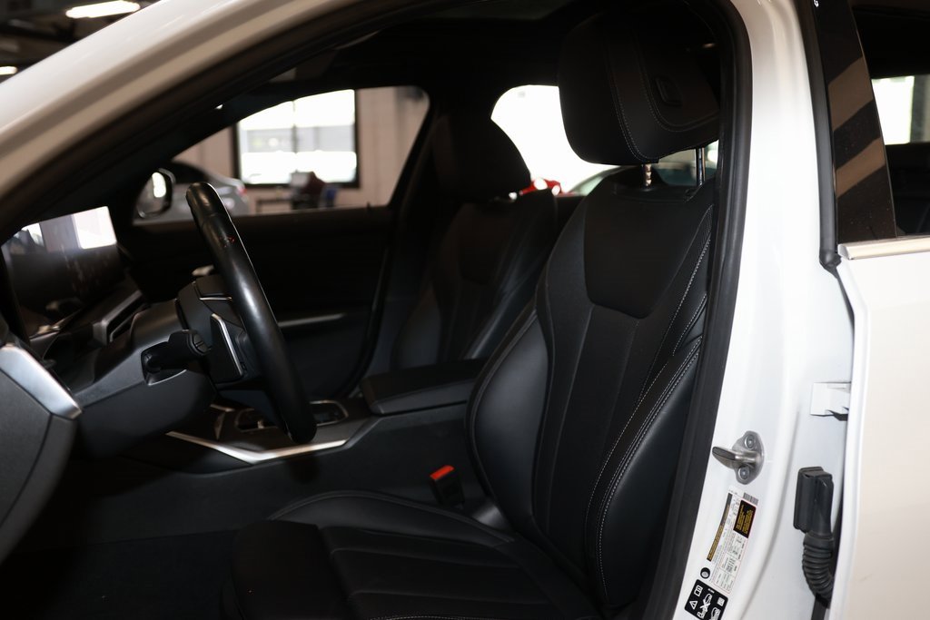 Used 2024 BMW 330i xDrive 330i xDrive image 11