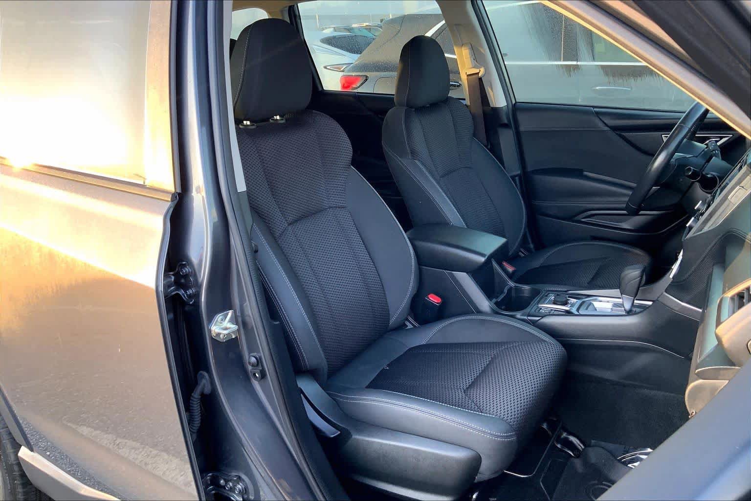 Used 2022 Subaru Forester Premium image 9