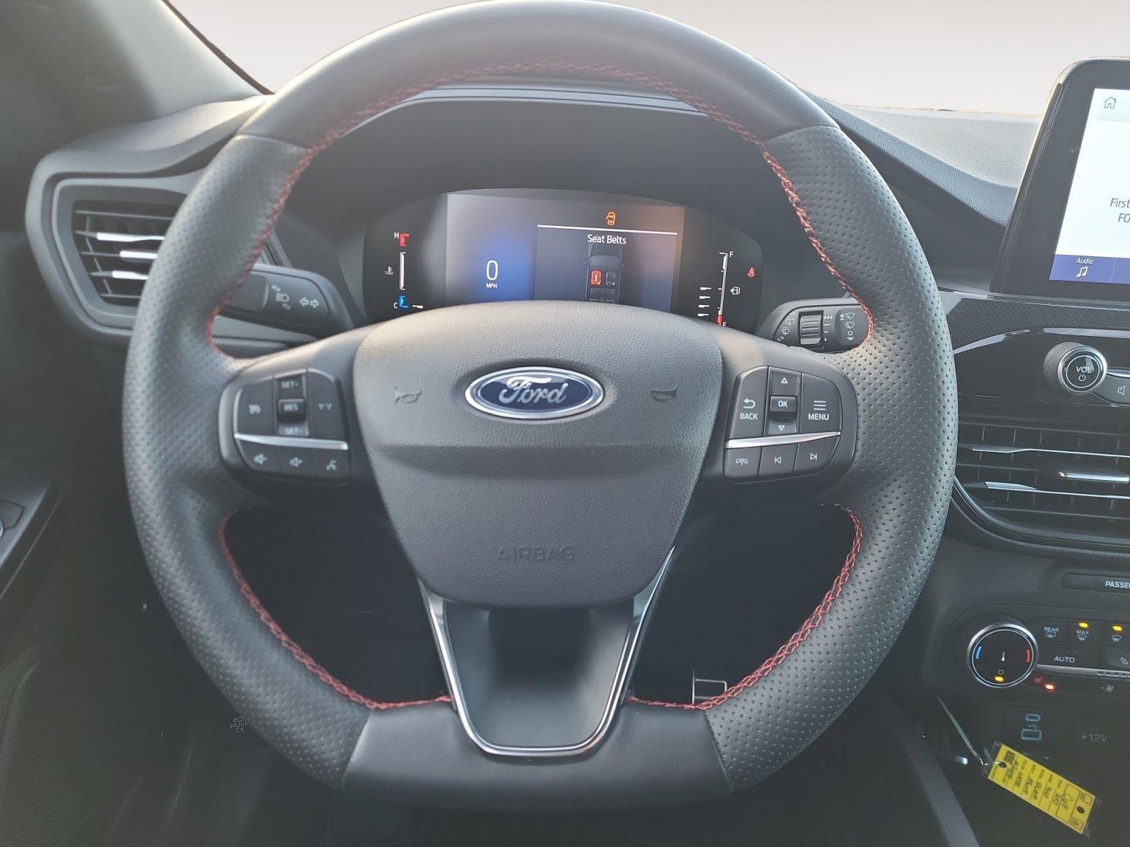 Used 2023 Ford Escape ST-Line image 16