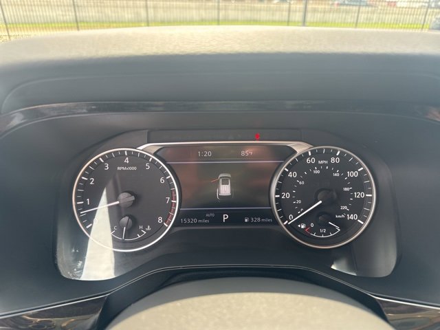 Used 2023 Nissan Pathfinder SL image 15