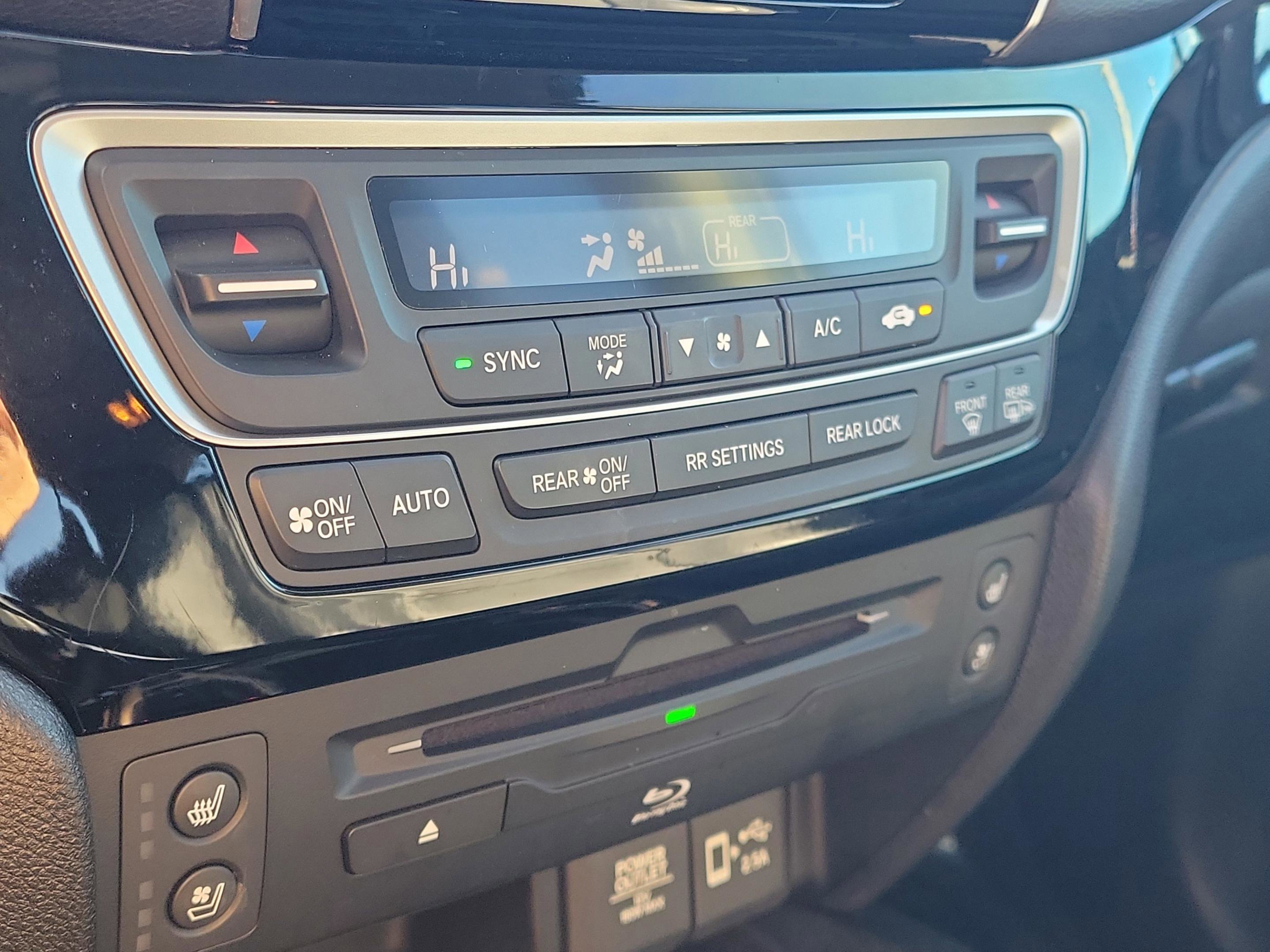 Used 2021 Honda Pilot Elite image 33