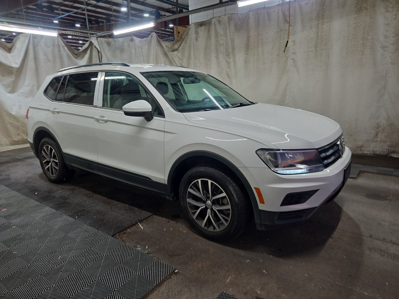 Used 2021 Volkswagen Tiguan S FWD image 6