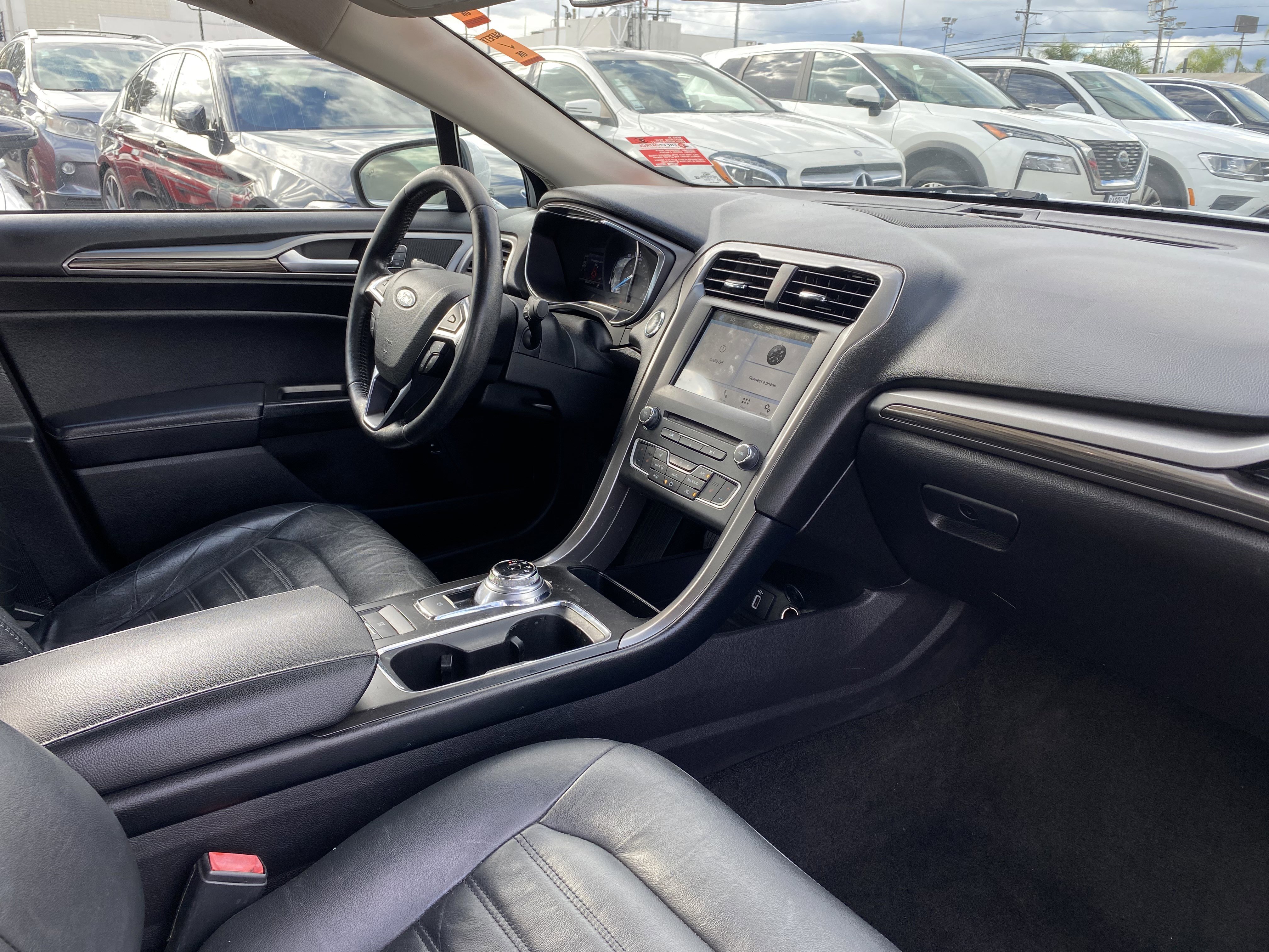 Used 2018 Ford Fusion SE w/ Equipment Group 602A image 25