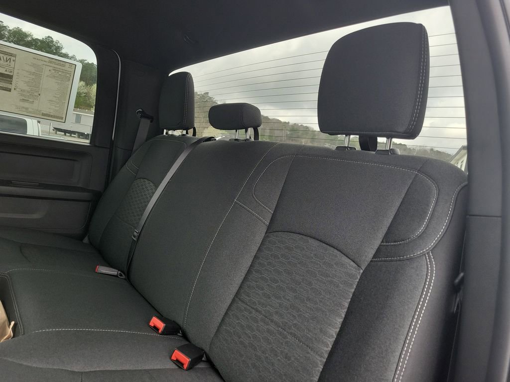 New 2025 RAM 5500 Tradesman image 32