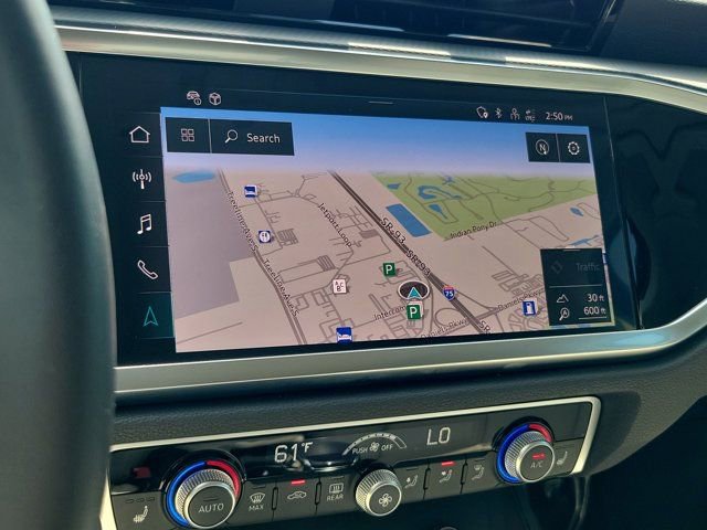 Certified 2025 Audi Q3 2.0T Premium Plus w/ Premium Plus Package AWD/4WD image 25