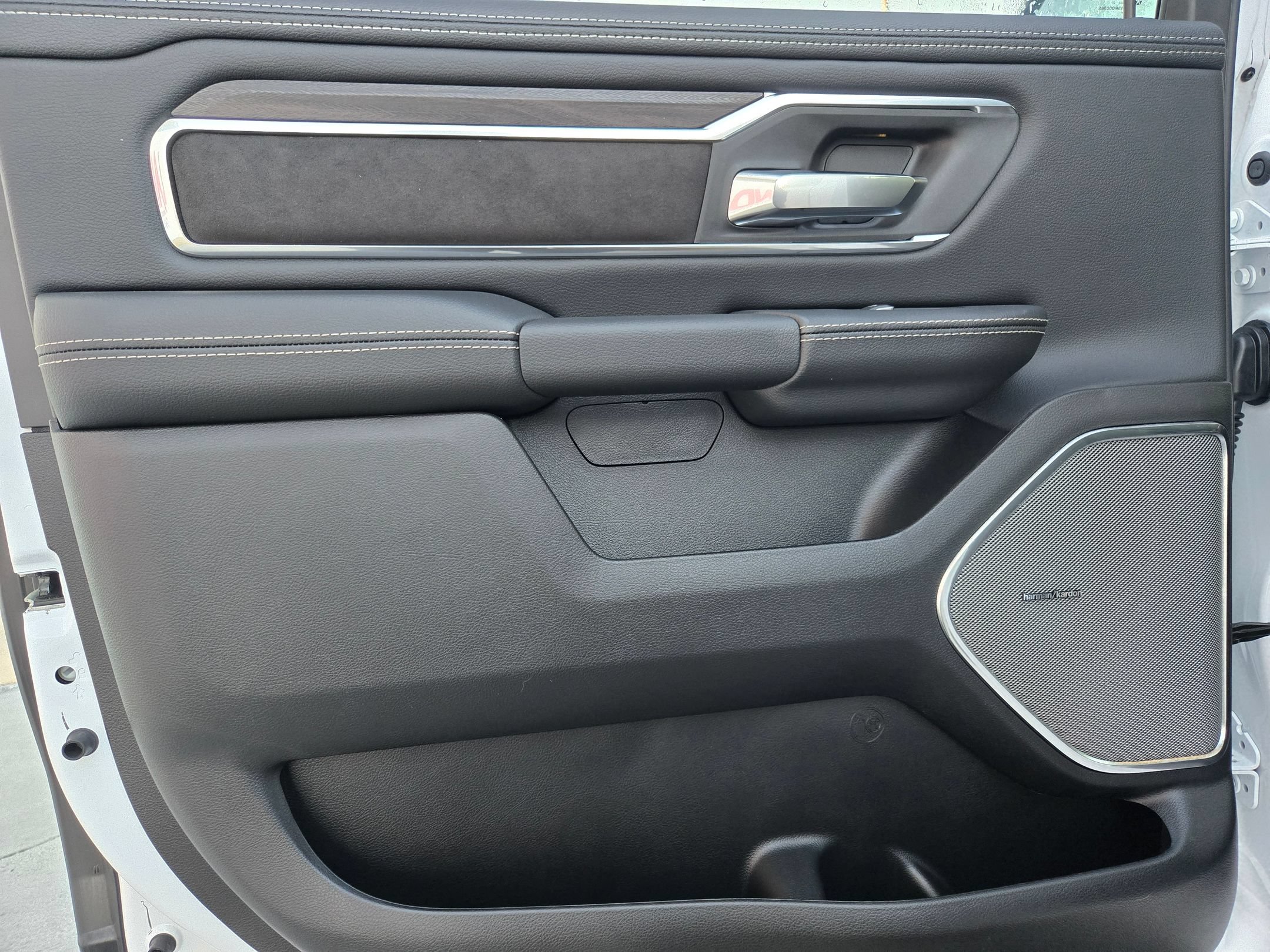 New 2026 RAM 1500 Laramie w/ Night Edition AWD/4WD image 26