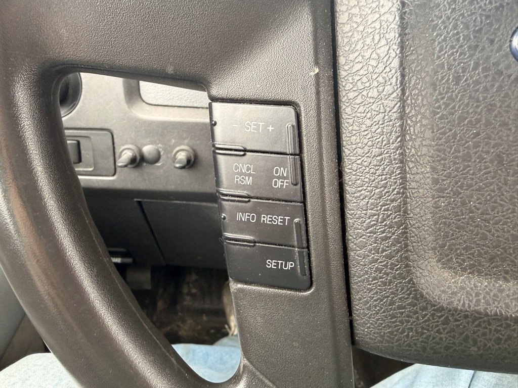 Used 2011 Ford F150 XL w/ Communications Pkg image 27